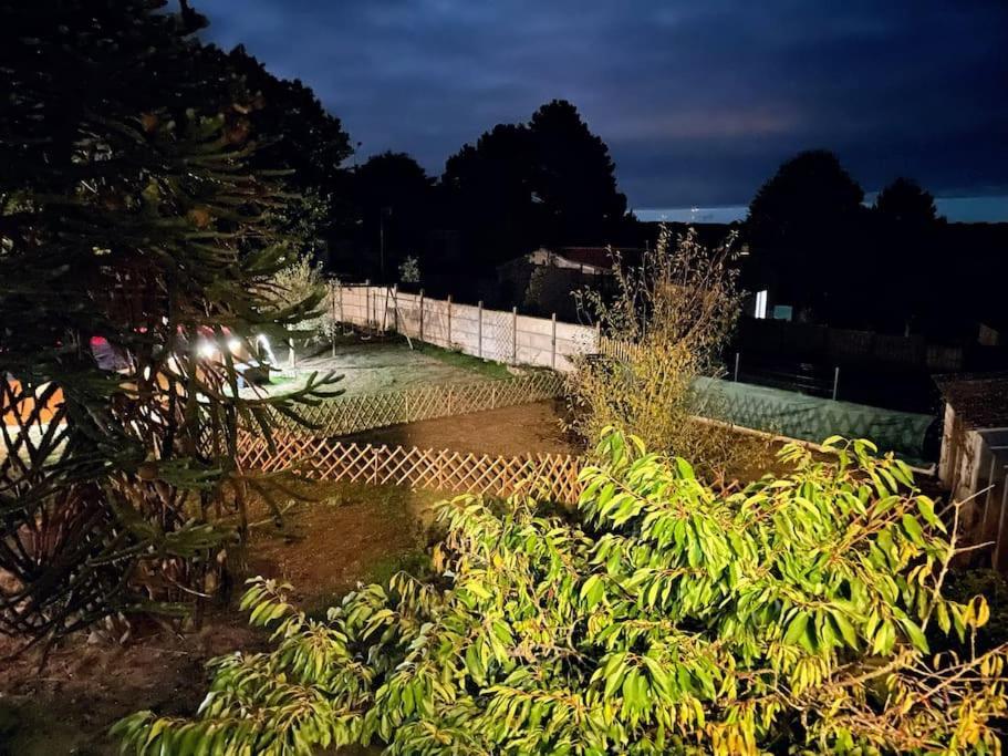 Appartement Chaleureux Au Calme Proche Du Chateau Mauleon Exterior foto
